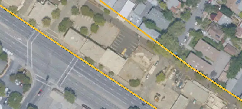 Single-Tenant Office Unit
