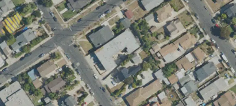 10-Unit Apartment Building