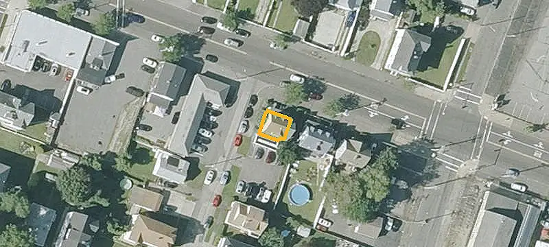 Mixed-Use Property with Salon