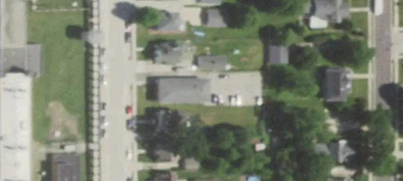 8-Unit Brick Apartment Building
