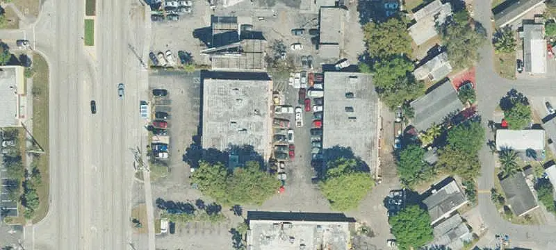 Automotive Repair Shop with Frontage