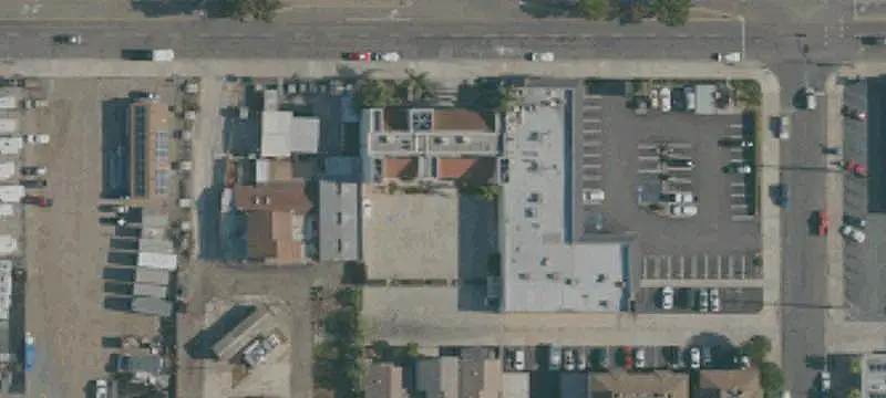 Multi-Tenant Office Units