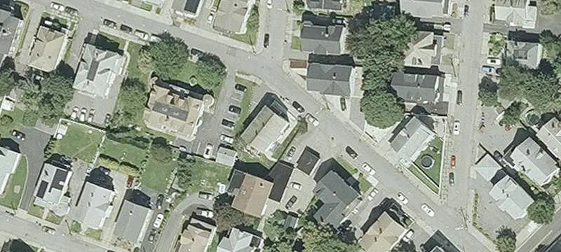 Duplex with Fenced Yard