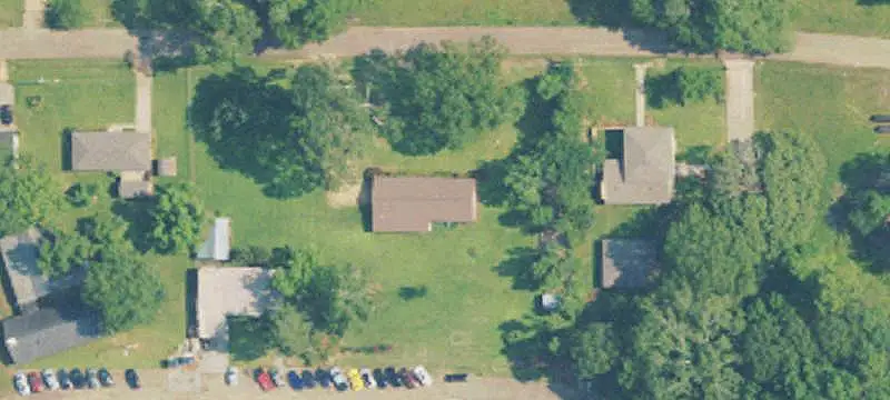 Land with Multiple Access Points