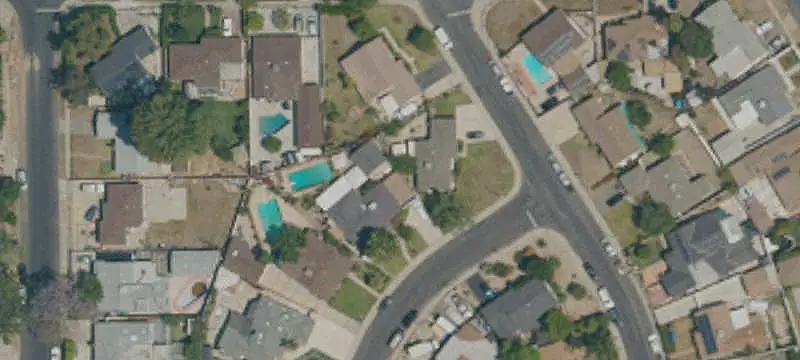 17-Unit Apartment Building