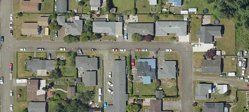Six-Unit Apartment Building