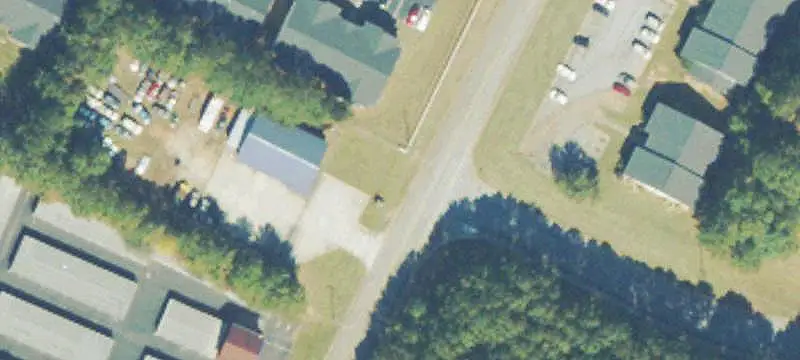 Six-Bay Auto Repair Shop