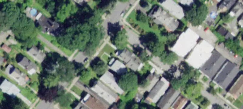 Three-Unit Triplex with Four-Bedroom Units