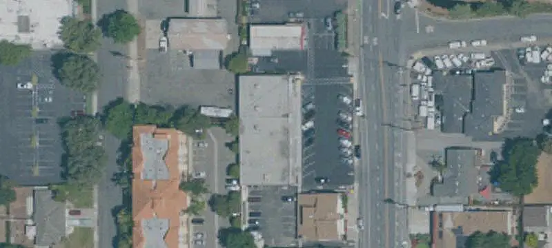 Multi-Tenant Storefront Property