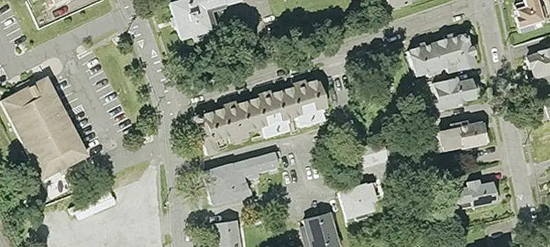 12-Unit Apartment Building