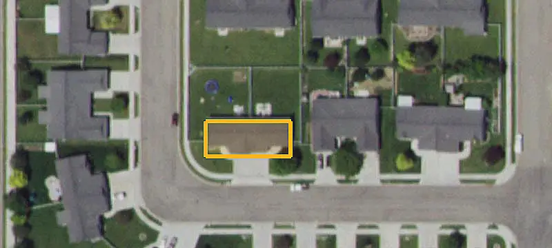 Single-Level Multifamily Property