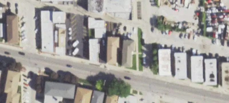 6-Unit Apartment Building