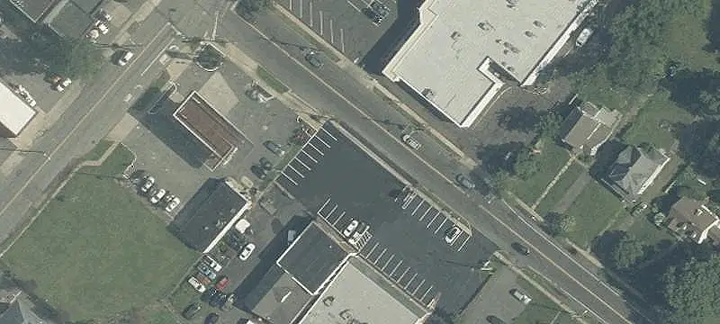 Endcap Retail Space