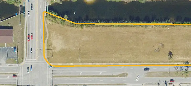 723 Gleason Parkway, Cape Coral, FL 33914