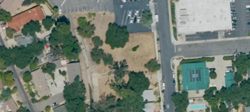 C-1 Commercial Land