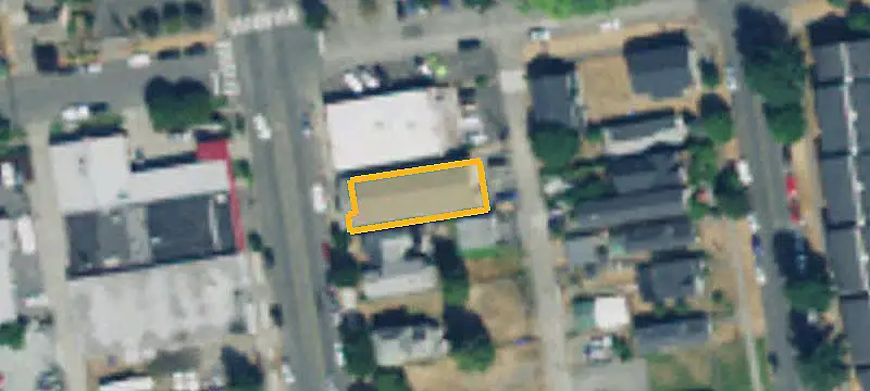 10-Unit Apartment Building with Dog Run