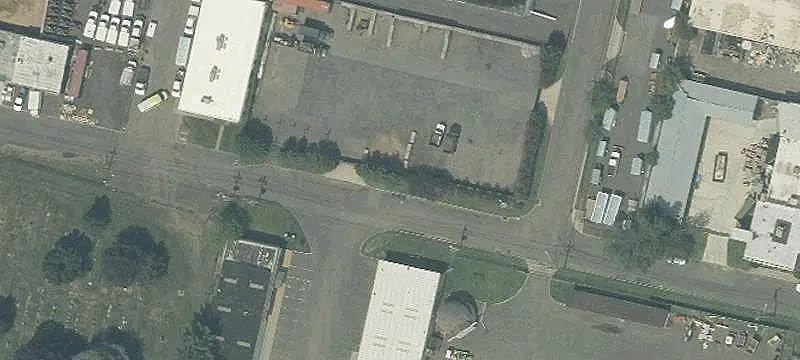 Flex Building with Drive-In Loading