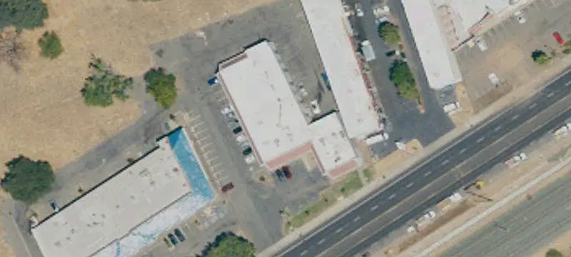 Endcap Retail Space
