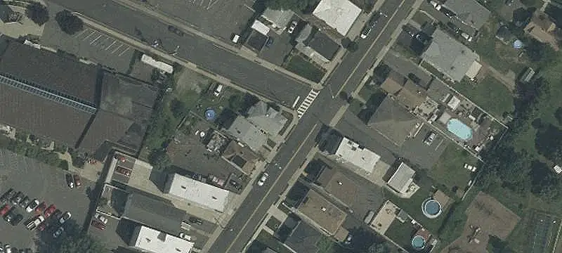 Duplex with Adjoining Lot