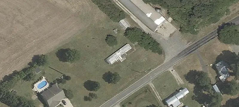 3-House Poultry Farm