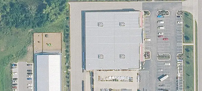 Commercial Pad Site with Cross Access