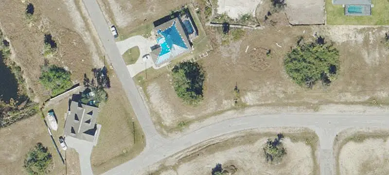 CORR-Zoned Commercial Land