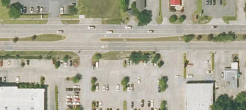 Retail Suite in Anchored Center