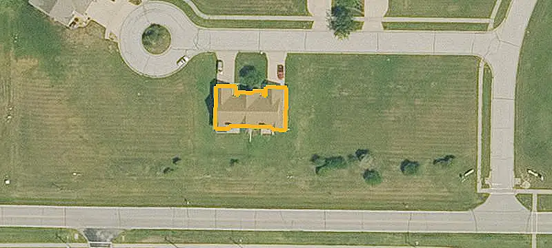 1213 Cottonwood Court, Paola, KS 66071
