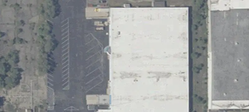 Warehouse With Multiple Loading Doors