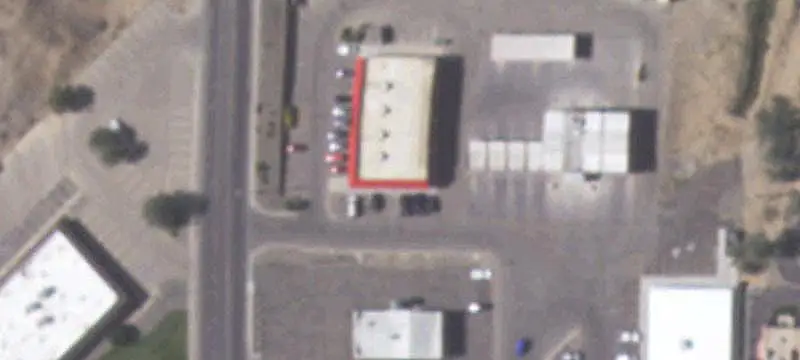 Operating Car Wash on Large Lot