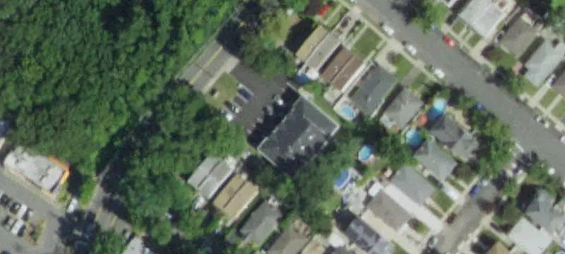 Duplex with Yard and Parking