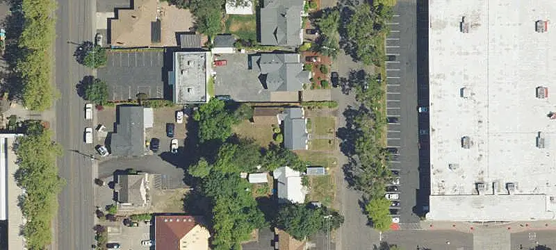 Commercial Land with Existing Structure