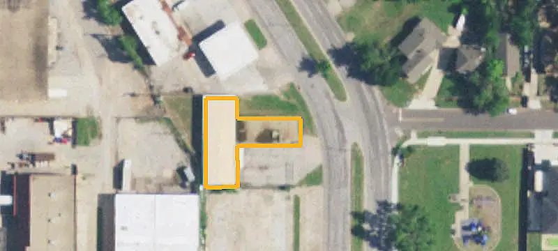 Flex Space with Fenced Yard
