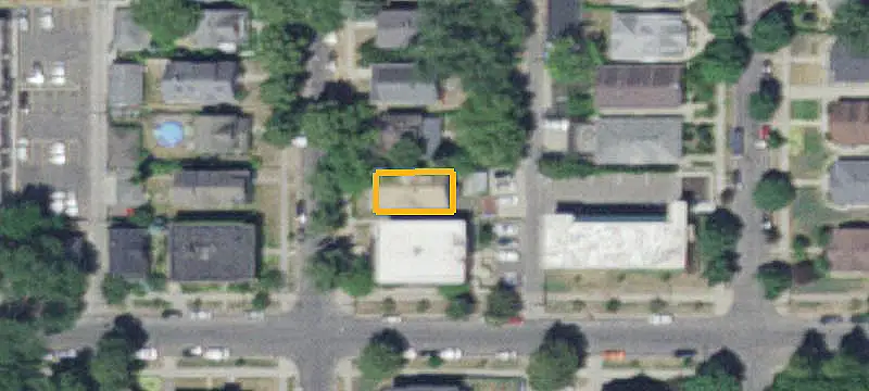 Updated Duplex with Parking