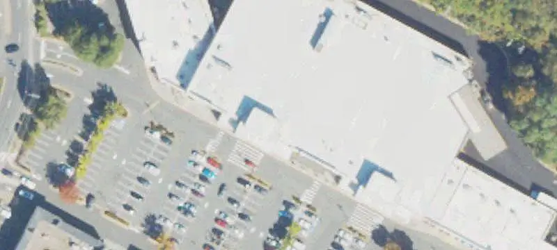 Grocery and Convenience Store Space