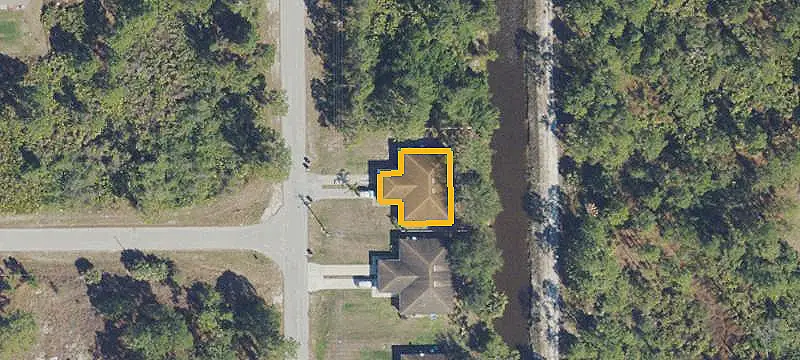 Duplex With Attached Garages