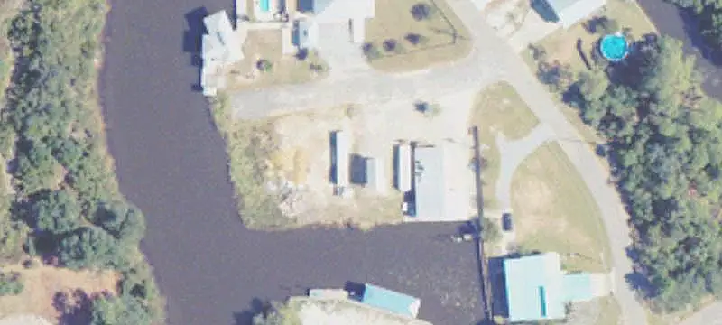 Waterfront Marina with Cottage
