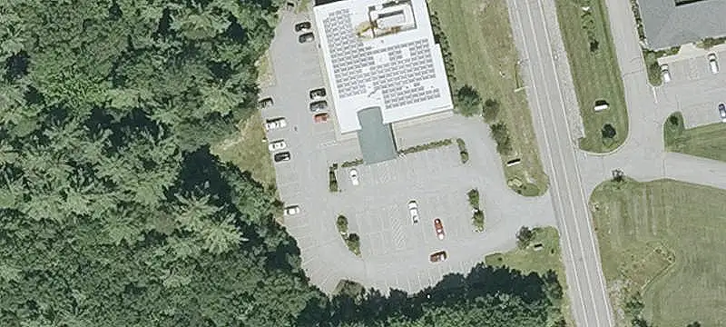 Flex Space with Overhead Door