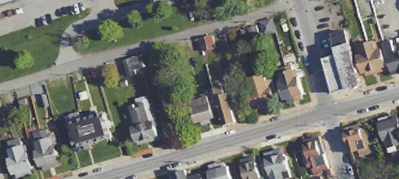 Duplex with Separate Utilities