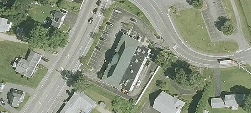 Multi-Tenant Shopping Center