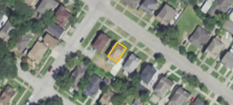 Updated Duplex Near Universities