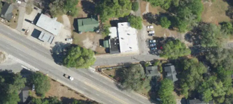 Renovated Two-Sided Mixed-Use Property