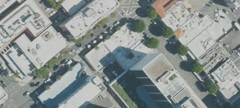 NNN Retail Space Near Rodeo Drive