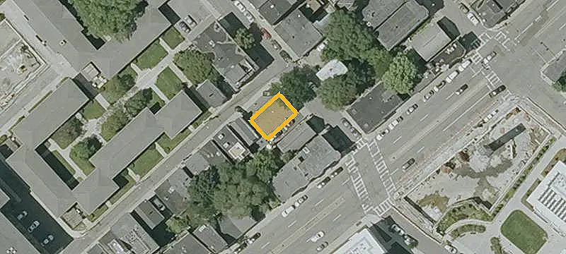 Renovated 3-Unit Triplex