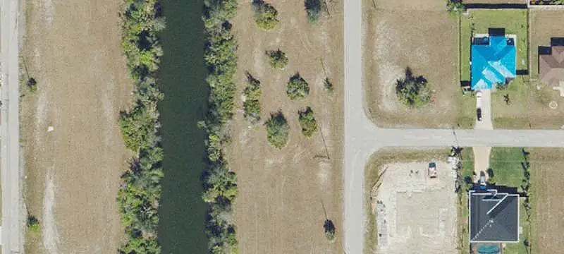 1800 Ne 13th Pl, Cape Coral, FL 33909