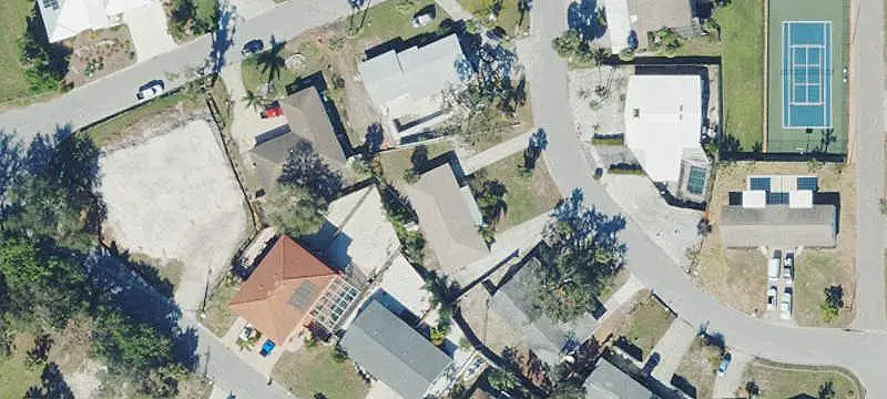 Remodeled Duplex with Garages