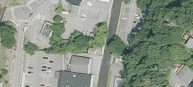Two-Space Retail Property