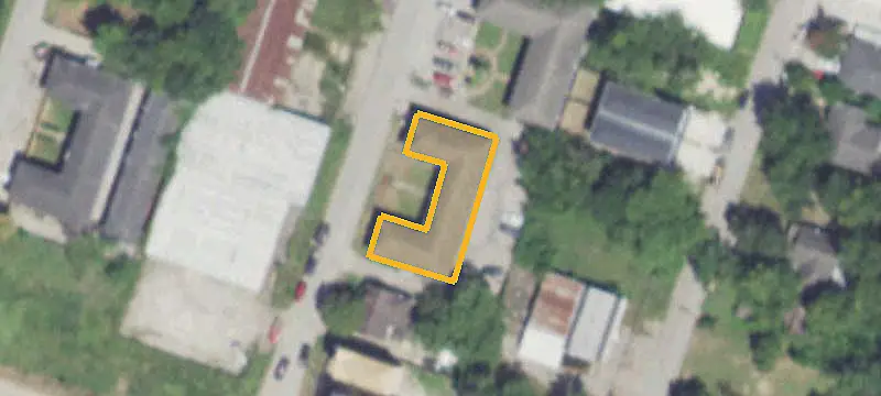 Occupied Multi-Tenant Retail Space