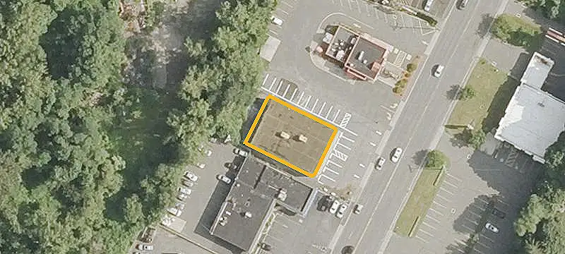Freestanding Storefront Property
