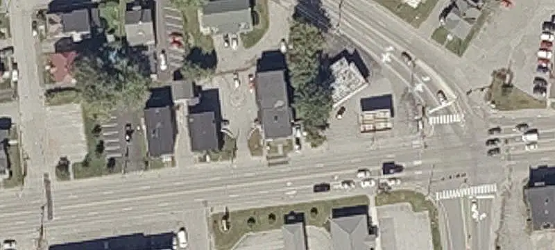 10-Unit Apartment Building